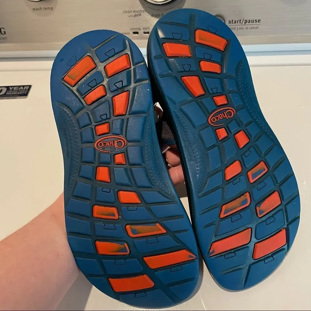 Chaco Kids Z/1 Ecotread Sandals in Split Blue & Orange